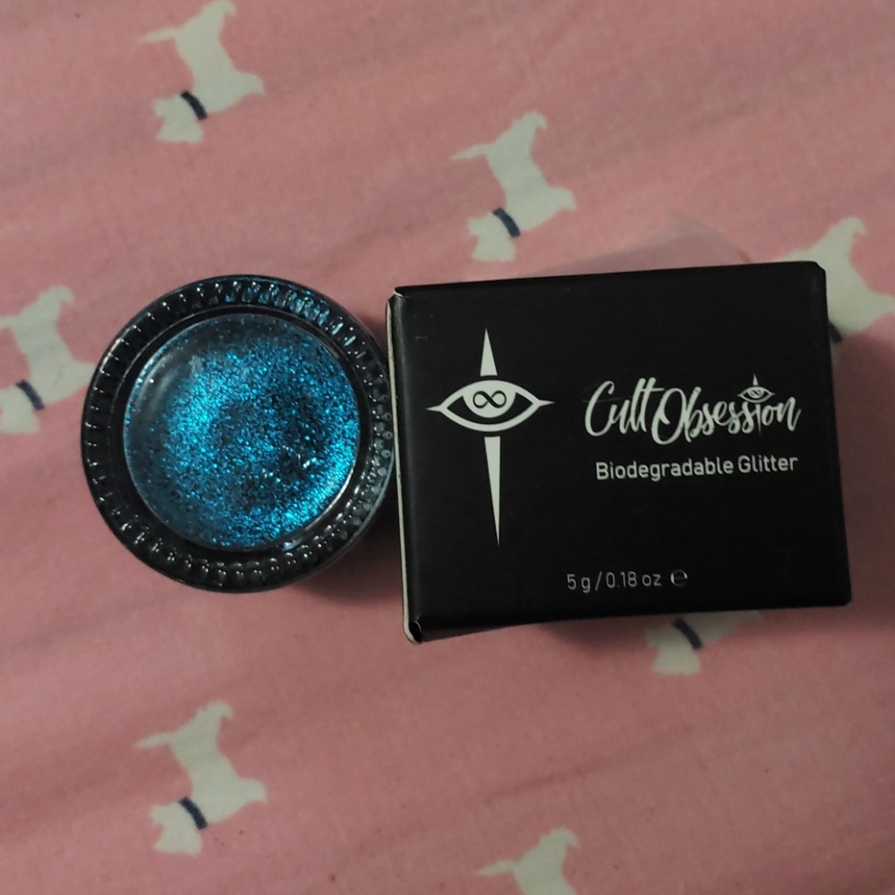 Cult obsession biodegradable glitter
